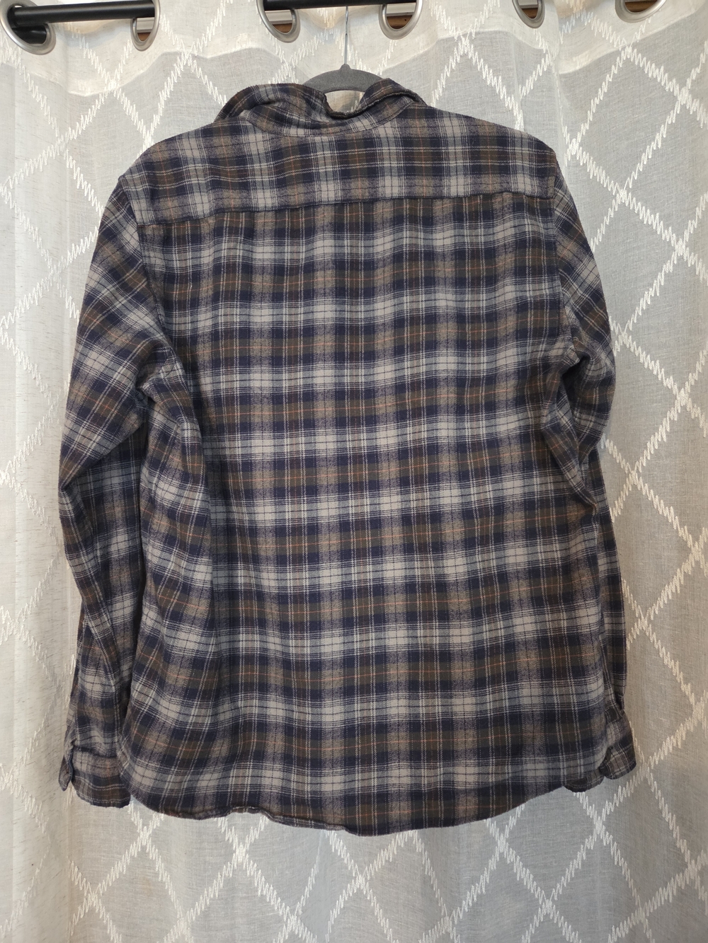 Tailor Vintage Plaid Button-Down Flannel Shirt in Navy and Brown Tones - Picture 3 of 3